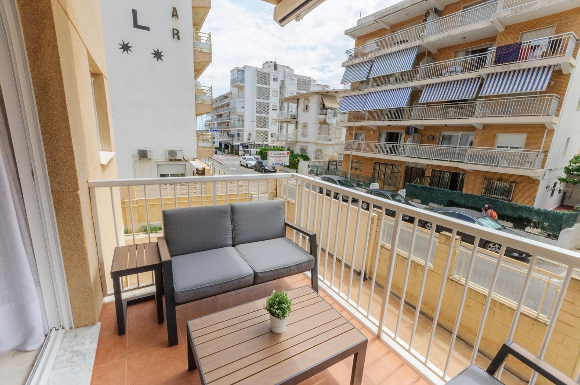 Calmo Singular Apartments غانديا المظهر الخارجي الصورة