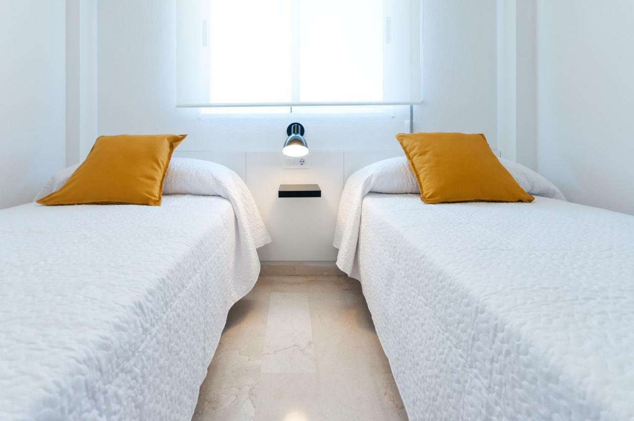 Calmo Singular Apartments غانديا المظهر الخارجي الصورة