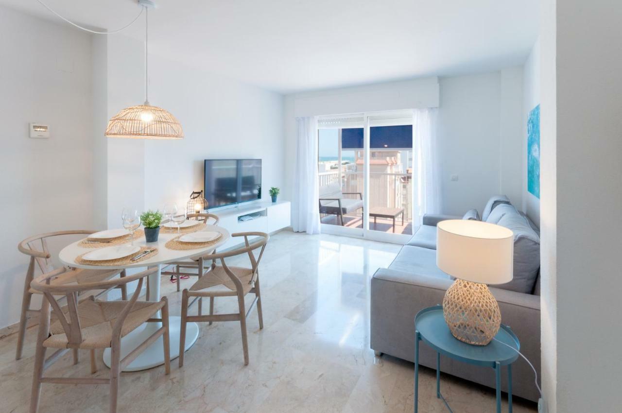 Calmo Singular Apartments غانديا المظهر الخارجي الصورة